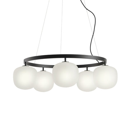 Rime Ljuskrona från Muuto - Vit - Jacobsen Plus