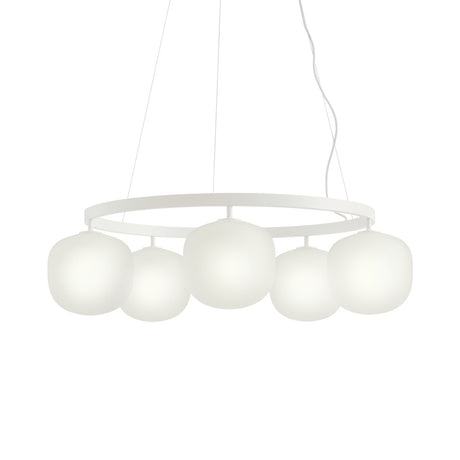 Rime Ljuskrona från Muuto - Vit - Jacobsen Plus