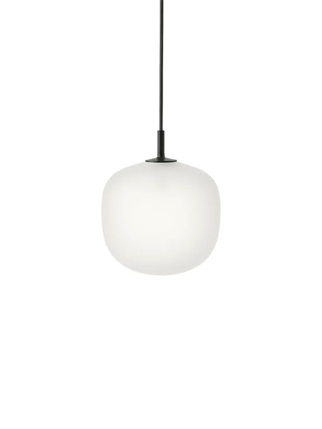 Rime Pendellampa, Ø 18 cm från Muuto - Black - Jacobsen Plus