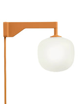Rime vägglampa från Muuto - Orange - Jacobsen Plus