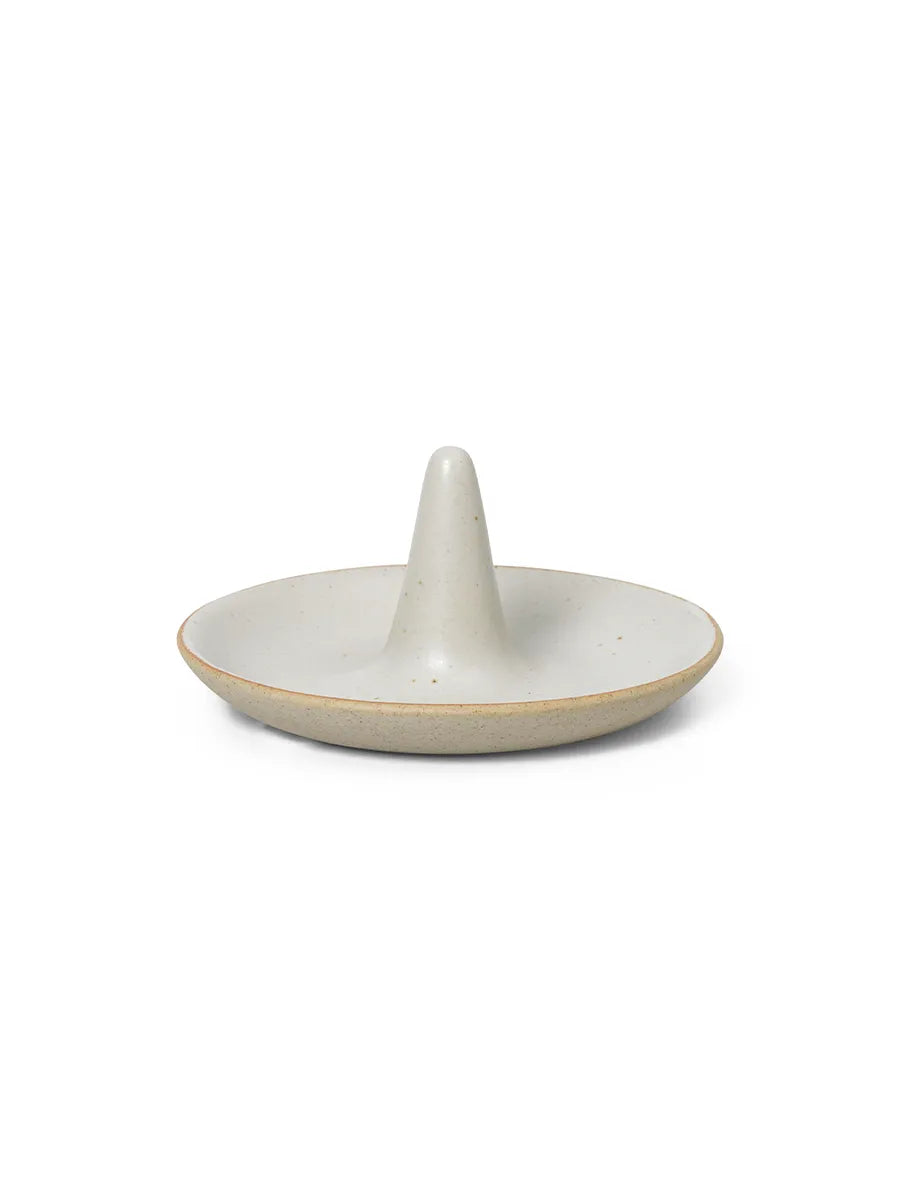 Ring Cone, offwhite Speckle från Ferm Living - 1 - Jacobsen Plus