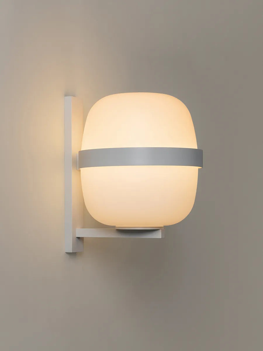 Wally Cesta Vägglampa från Santa and Cole - 11 - Jacobsen Plus