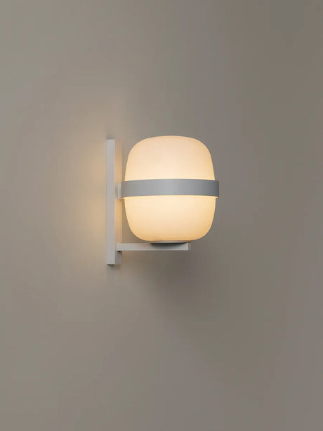 Wally Cestita Vägglampa från Santa and Cole - Svart - Jacobsen Plus