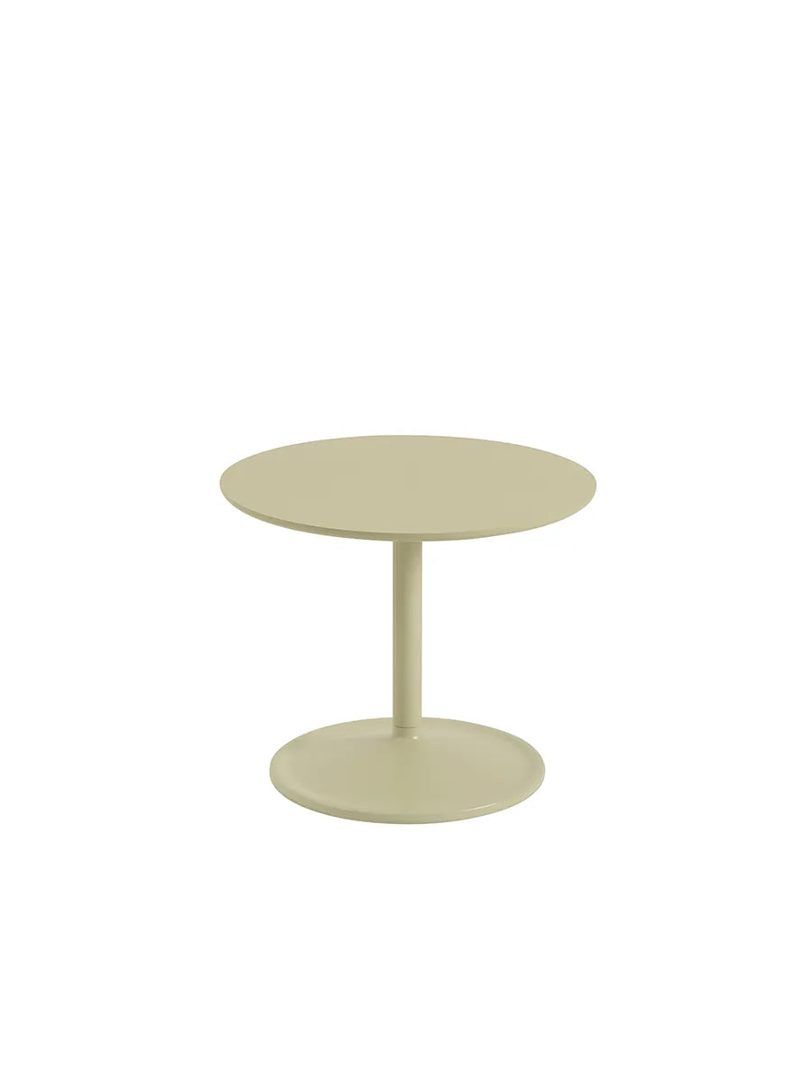 Soft sidobord, Ø48/H40 från Muuto - Beige Green Laminat - Jacobsen Plus
