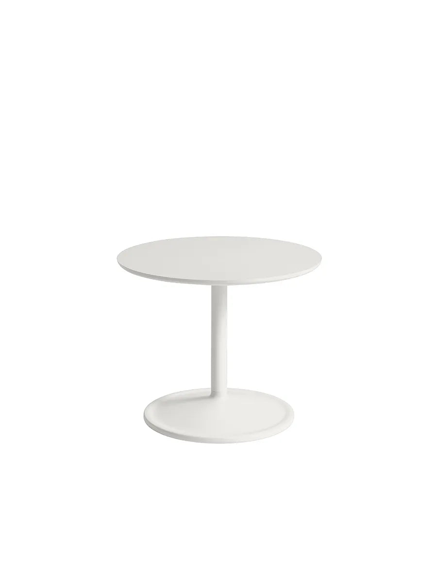 Soft sidobord, Ø48/H40 från Muuto - Off White Linoleum - Jacobsen Plus