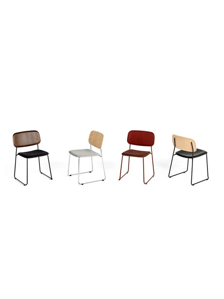 Soft Edge 50 Sled, stoppad Stol från Hay - Rökt eg - svart stel - Steelcut trio 195 - Jacobsen Plus