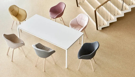 About a Chair AAC123 från HAY - Prisgruppe 1 / Lackerad eg - Jacobsen Plus