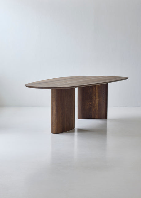 Tangent matbord, rektangulärt oljad rökt ek från DK3 - L240 x W110 x H72 cm - Jacobsen Plus