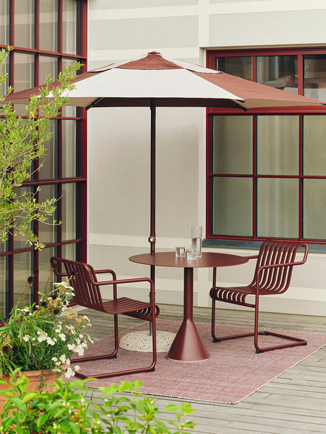 Terrazza Parasoll, Hexagon från HAY - Off-white and burgundy - Jacobsen Plus
