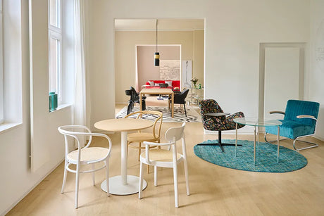 209 Armstol, vit från Thonet - 3 - Jacobsen Plus
