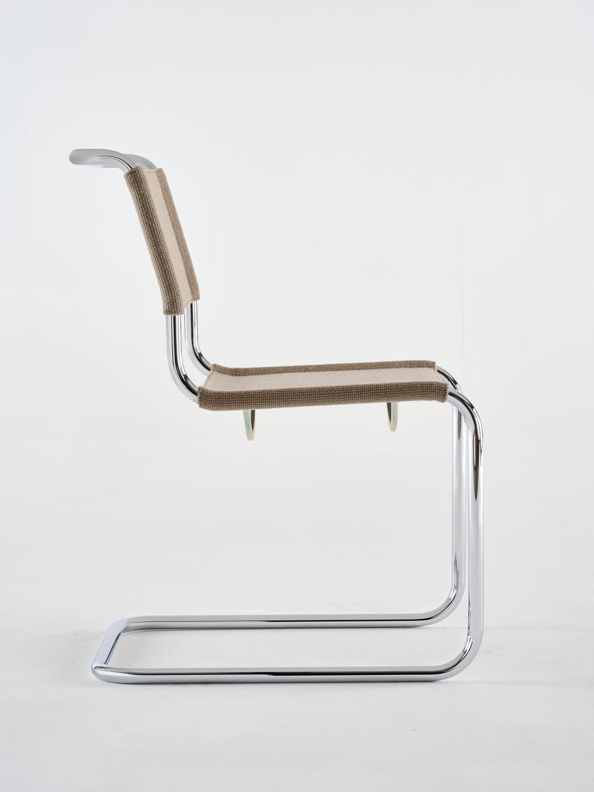 S 33 V-konsolstol från Thonet - 29 - Jacobsen Plus