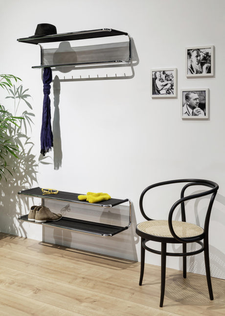 S 1521 skohylla från Thonet - 2 - Jacobsen Plus