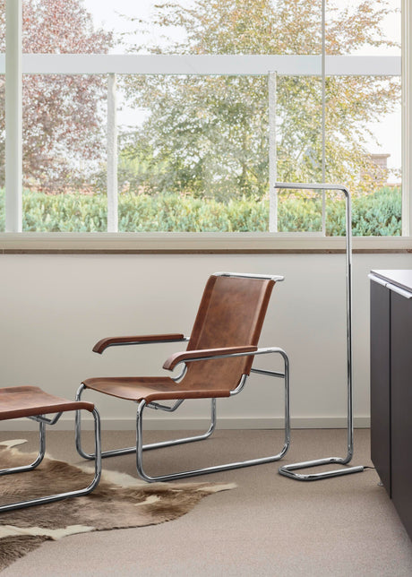 S 35 L fåtölj från Thonet - Special full grain butt leather - Black - Jacobsen Plus