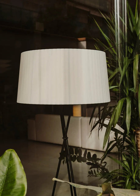 Tripode Golvlampa från Santa and Cole, natural (G5) - 2 - Jacobsen Plus