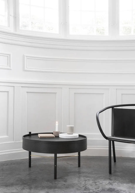 Turning Table, svart ask från Audo Copenhagen - 3 - Jacobsen Plus