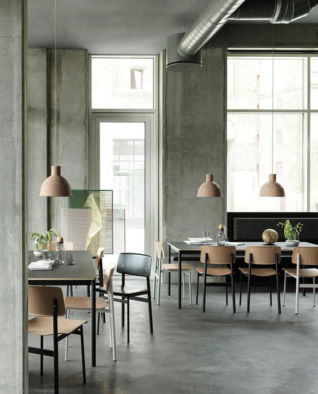 Unfold pendellampa från Muuto - White - Jacobsen Plus