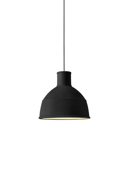 Unfold pendellampa från Muuto - Black - Jacobsen Plus