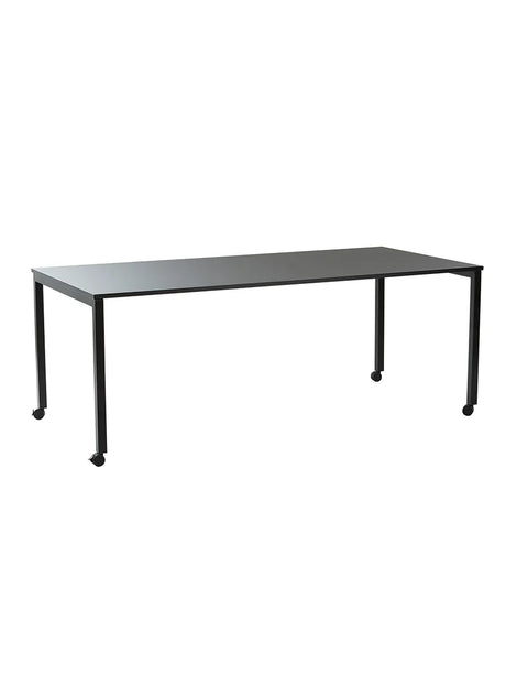 Panton Move matbord, Svart av Verner Panton - Jacobsen Plus