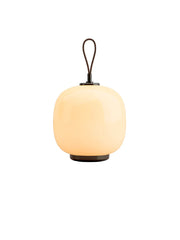 VL45 Radiohus Portabel lampa, blekgul från Louis Poulsen