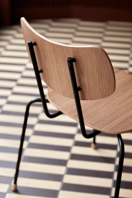 Vega Stol från Carl Hansen & Søn - Svart eg - Jacobsen Plus
