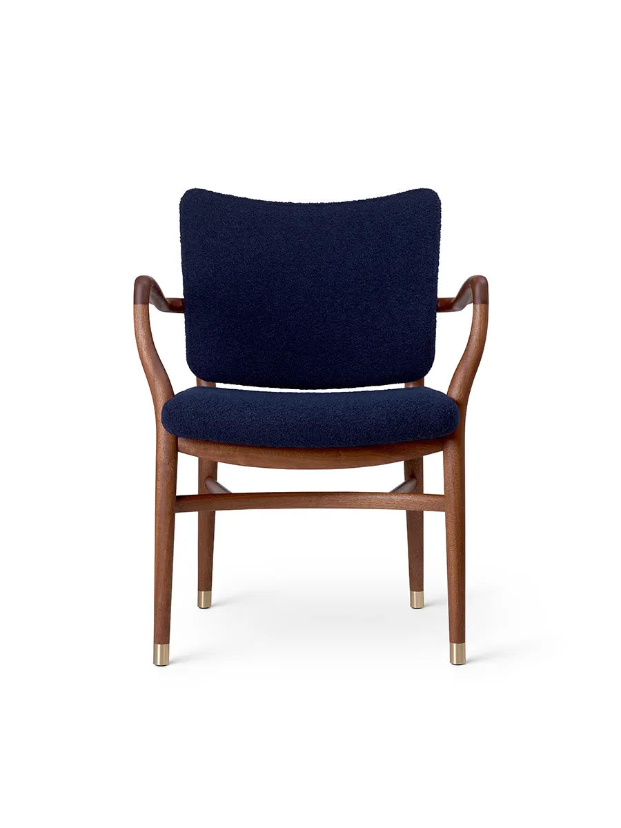VLA61 Monarch Chair av Vilhelm Lauritzen - Mahogny olie - Baru 0780 - Jacobsen Plus