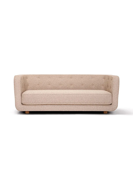 Vilhelm Soffa från Audo Copenhagen - Tyg / Signatur - Sahco Zero Boucle 001 / Ek - Jacobsen Plus