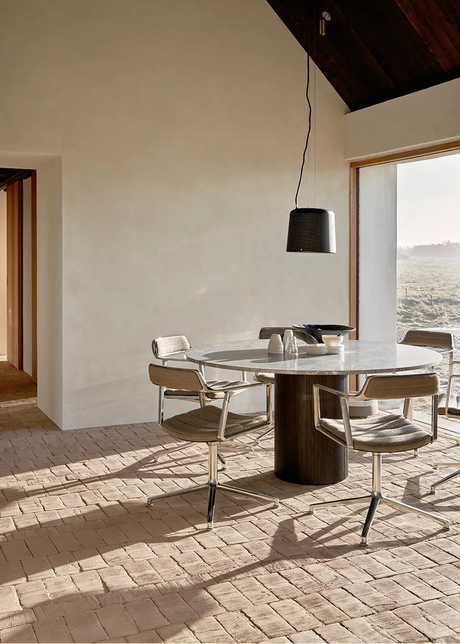 VIPP452 Swivel-stol, mörk sand från Vipp - 2 - Jacobsen Plus