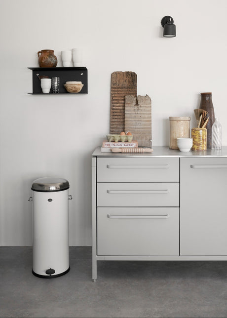 Pedalhink VIPP17 - 30 l, vit från Vipp - 2 - Jacobsen Plus