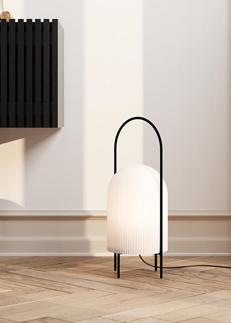 Ghost Golvlampa från Woud - 2 - Jacobsen Plus