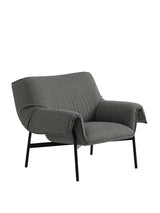 Wrap Lounge-fåtölj från Muuto - Sabi 151 - Black - Jacobsen Plus