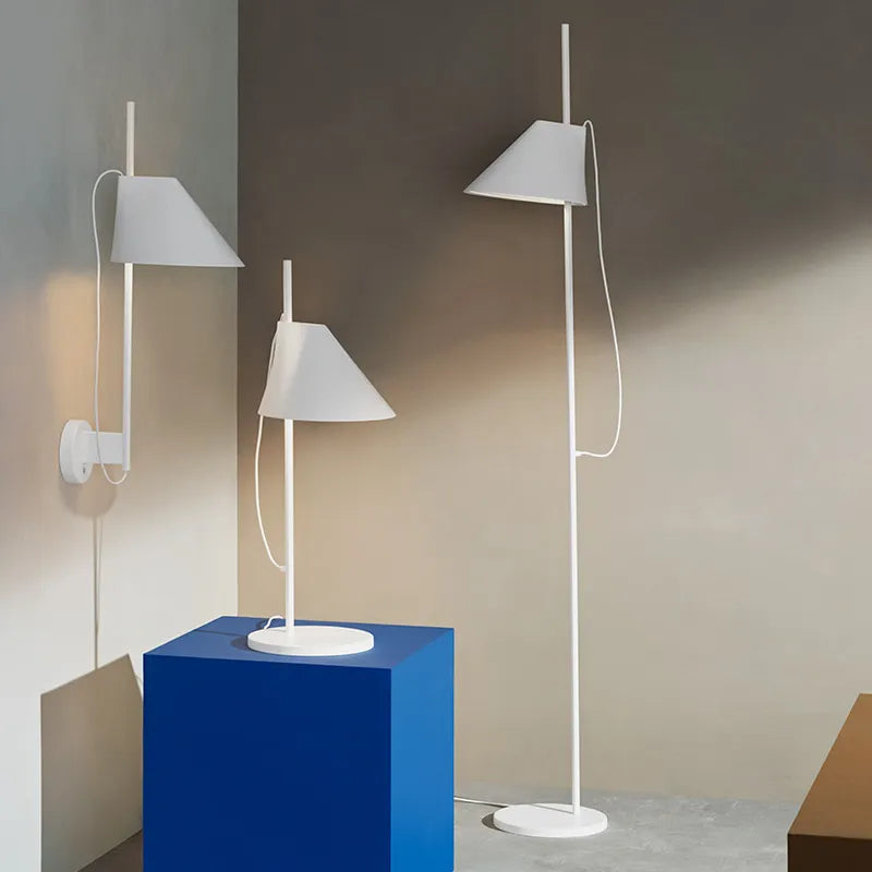 Yuh vägglampa från Louis Poulsen - 1 - Jacobsen Plus