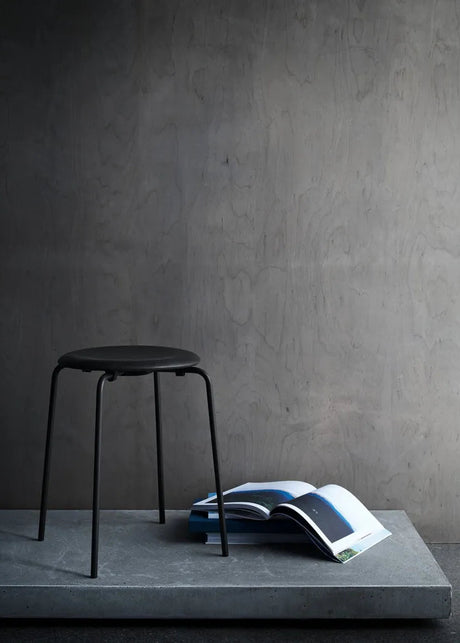Dot Pall, svart av Arne Jacobsen - 2 - Jacobsen Plus