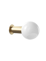 Donya Vägglampa från Anour - Gold brushed - Jacobsen Plus