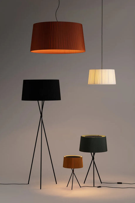 Tripode Bordslampa, bretona stripe från Santa and Cole - M3 - Jacobsen Plus