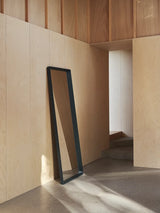 Arced Mirror, 170x61 från Muuto - 6 - Jacobsen Plus