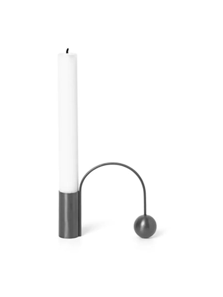 Balance Ljusstake från Ferm Living - Black brass - Jacobsen Plus