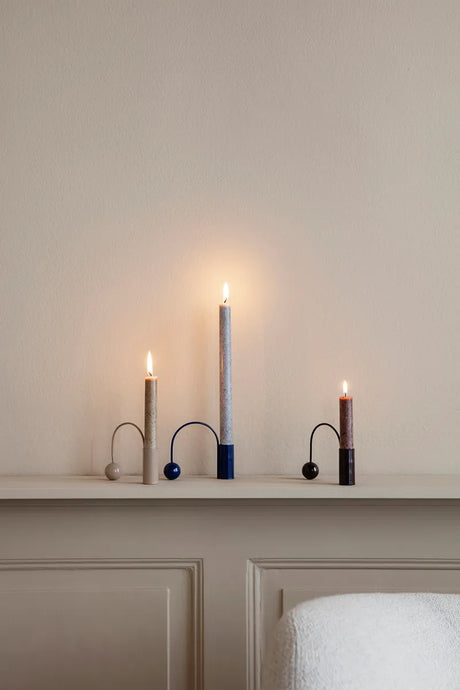 Balance Ljusstake från Ferm Living - Black brass - Jacobsen Plus
