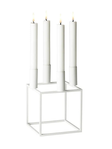 Kubus 4 Ljusstake, vit från Audo Copenhagen - Jacobsen Plus