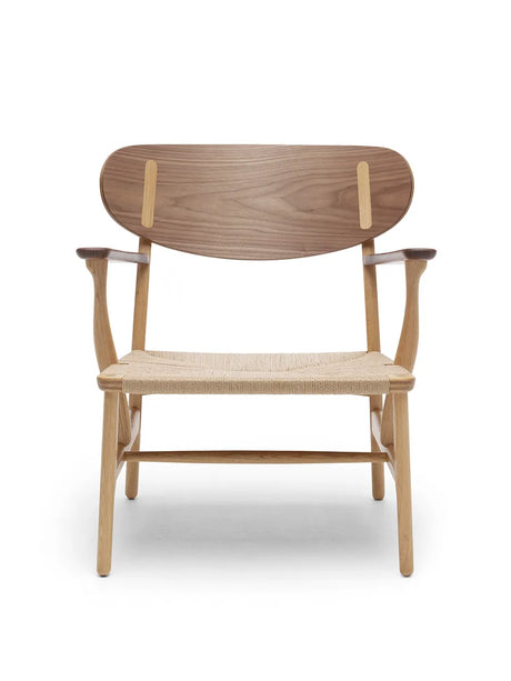 CH22 Loungestol av Hans J. Wegner - Ek - sæbebehandlet / Natur - Jacobsen Plus