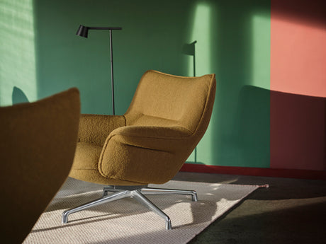 Doze Loungefåtölj med låg rygg, Ocean 80/textil, Tube base från Muuto - Swivel Base - Jacobsen Plus