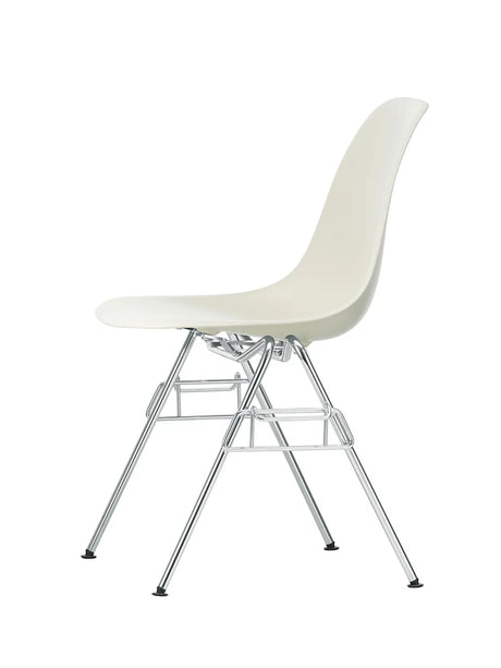 Eames Plastic Side Chair DSS, stapelbar från Vitra - Mustard - Jacobsen Plus