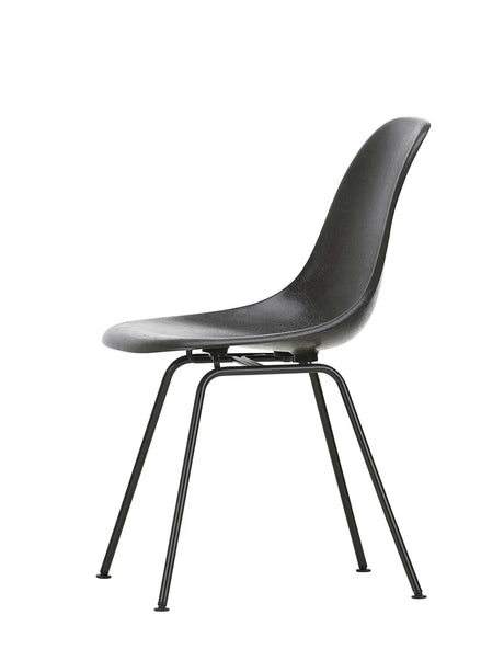 Eames Fiberglass Chair DSX, svartlackerad från Vitra - Eames Sea Foam Green - Jacobsen Plus