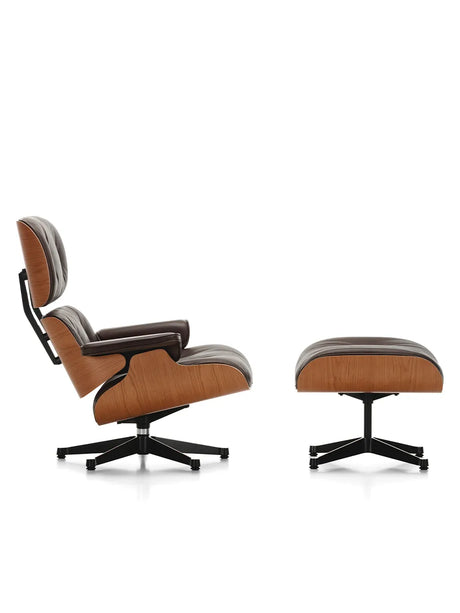 Eames Lounge Chair inkl. Fotpall från Vitra - Mørk valnød - Jacobsen Plus