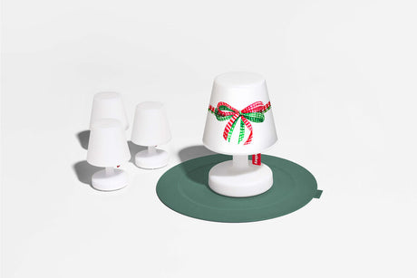 Xmas Cooper Cappie - Lampskärm till Edison the Petit bordslampa från Fatboy - Bow Wow - Jacobsen Plus