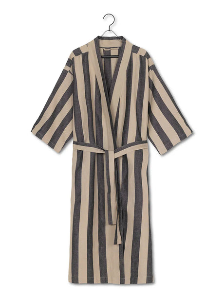Field Robe, sand/svart från Ferm Living - Jacobsen Plus