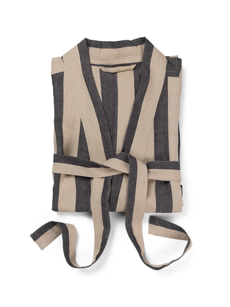 Field Robe, sand/svart från Ferm Living - 8 - Jacobsen Plus