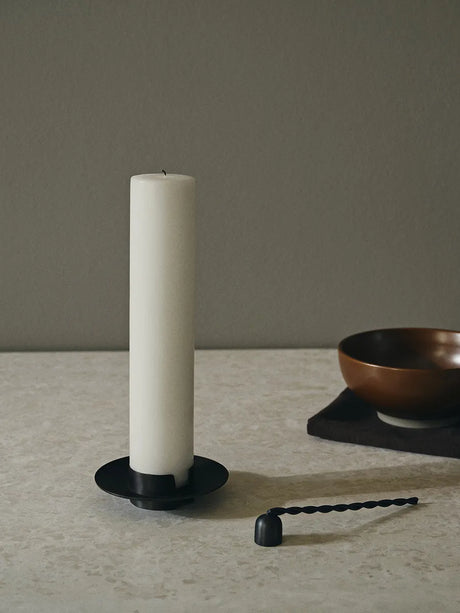 Block ljusstake, svart mässing från Ferm Living - 2 - Jacobsen Plus