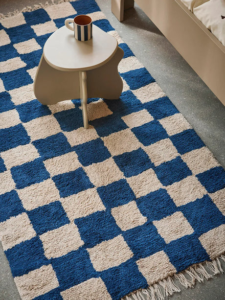 Mara Tvättbar matta 90 x 150 cm, mörkblå från Ferm Living - 2 - Jacobsen Plus