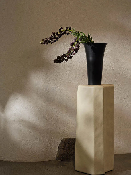 Staffa Piedestal från Ferm Living - 2 - Jacobsen Plus