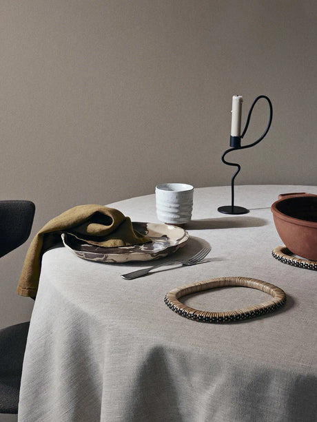 Valse ljusstake, hög från Ferm Living - Black - Jacobsen Plus